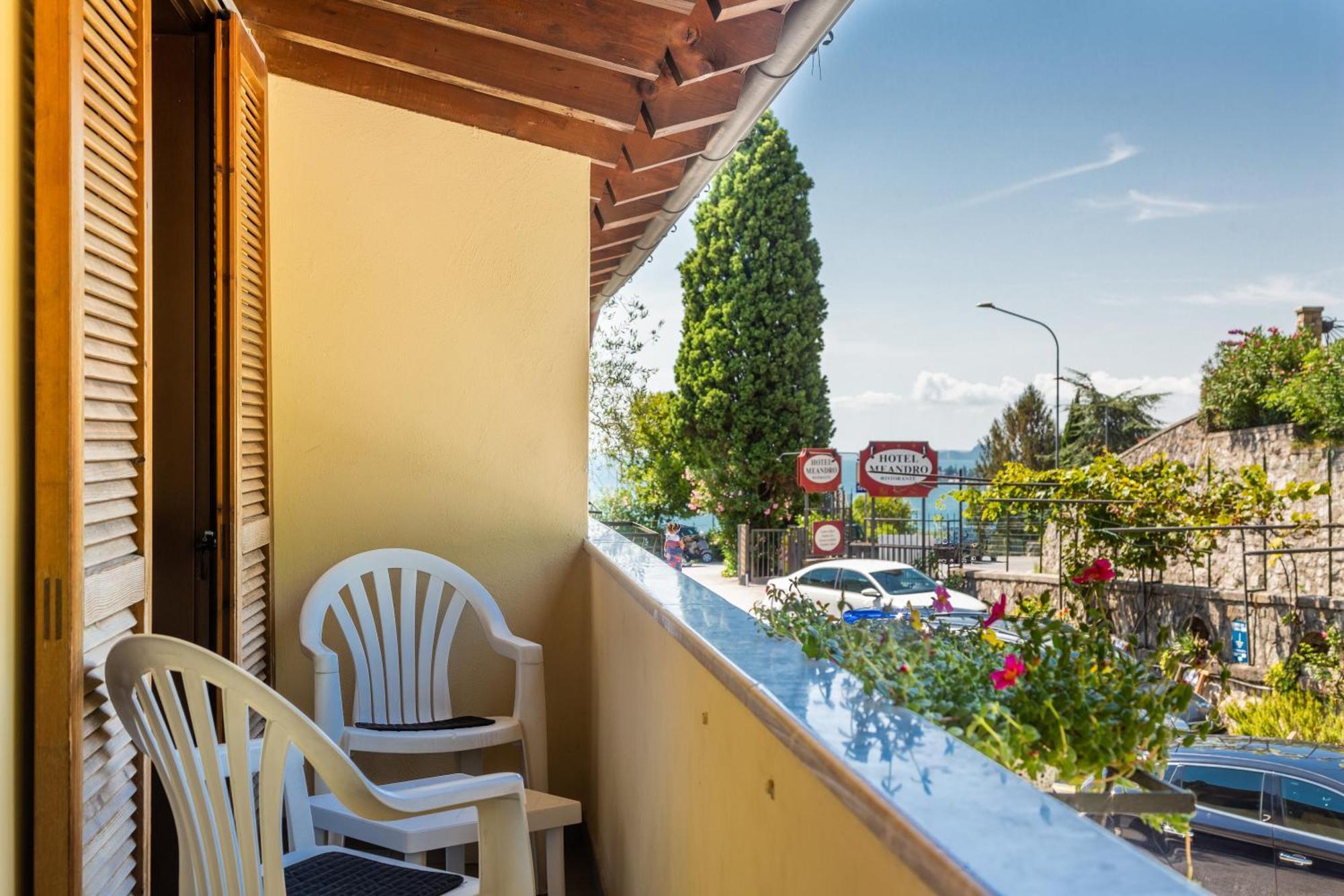 Hotel Meandro - Lake View Gargnano Room photo